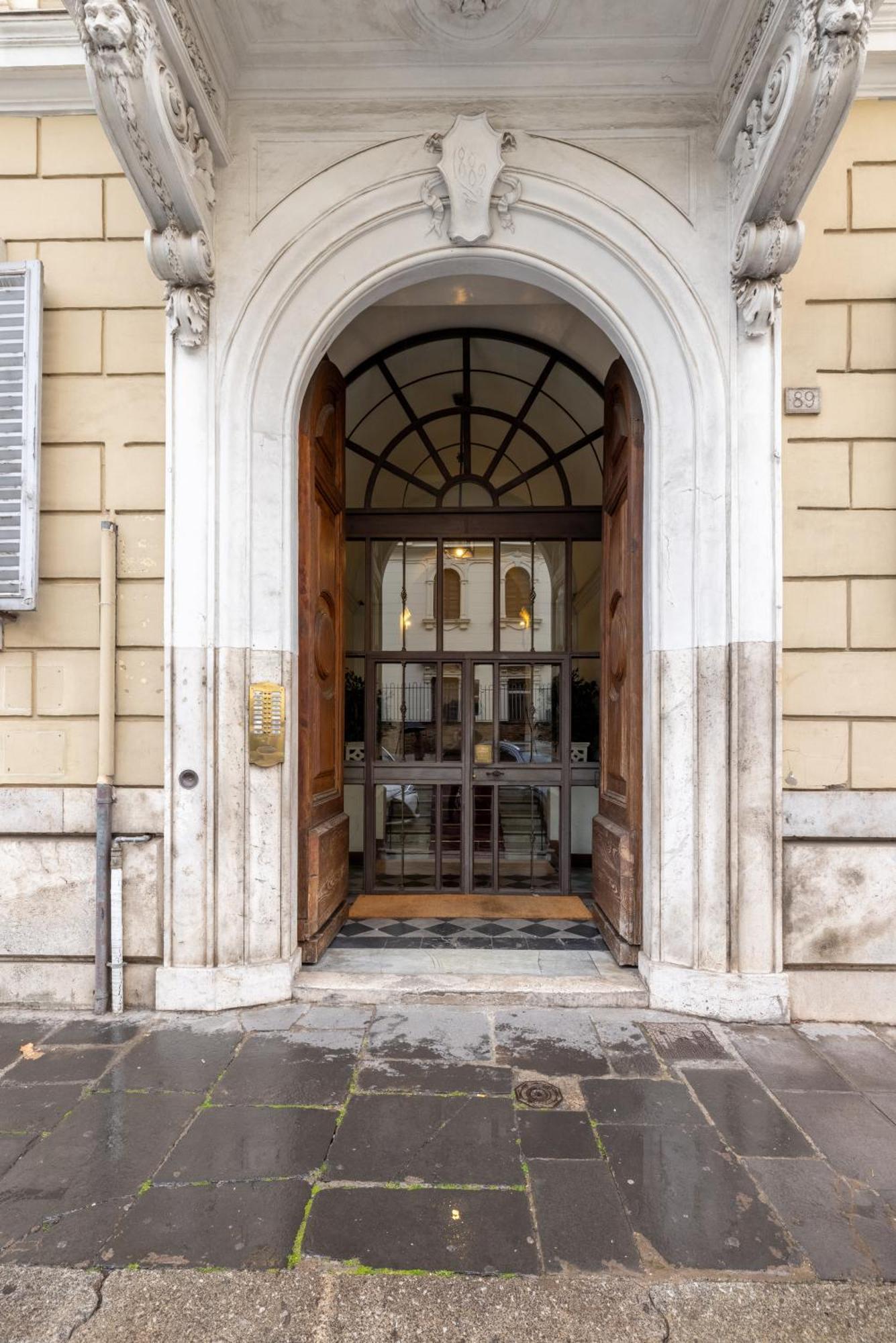 Luxury Apartment In The Heart Of Rome - Near Metro A And B 외부 사진